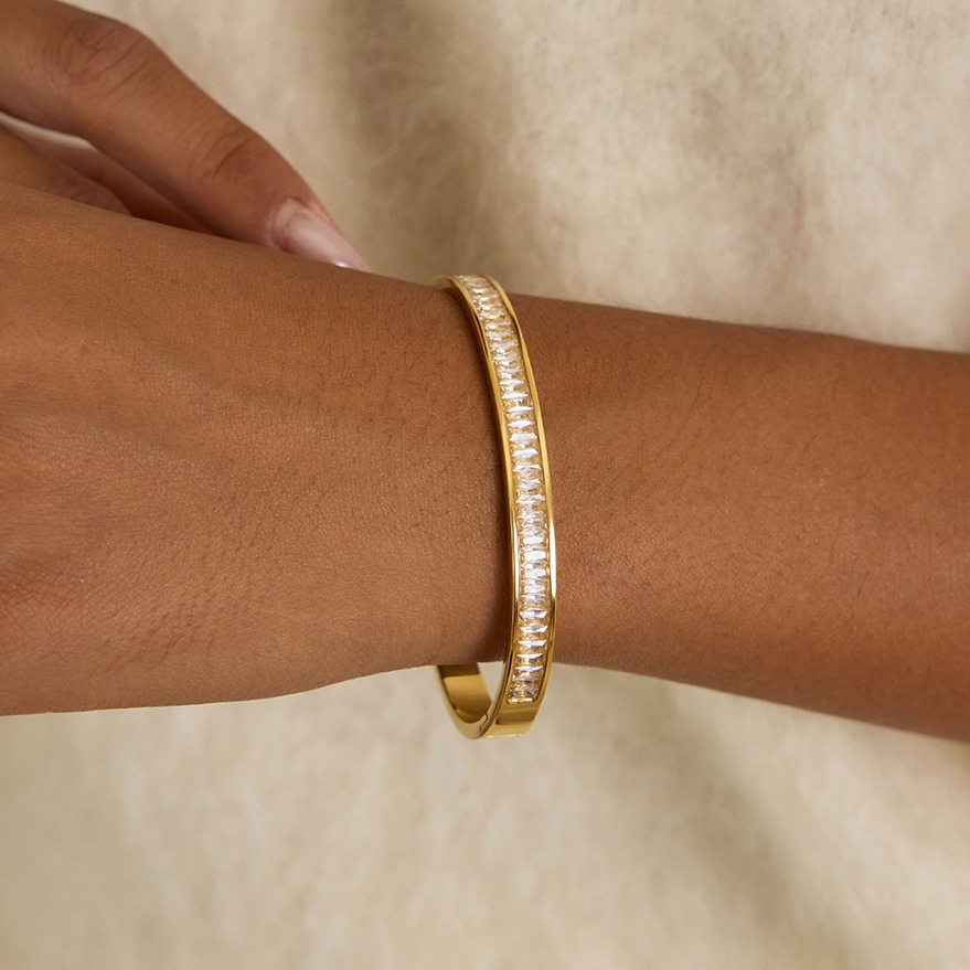 18K gold-plated titanium steel bracelet with rhinestones - Image 3