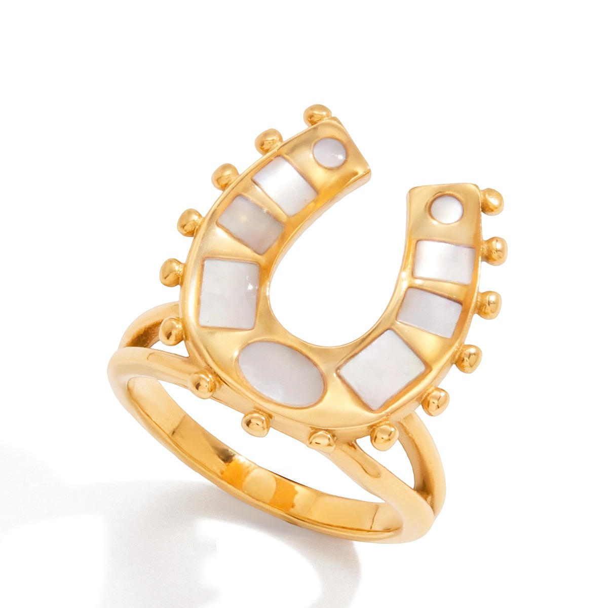 18K gold-plated titanium steel ring inlaid with cubic zirconia.