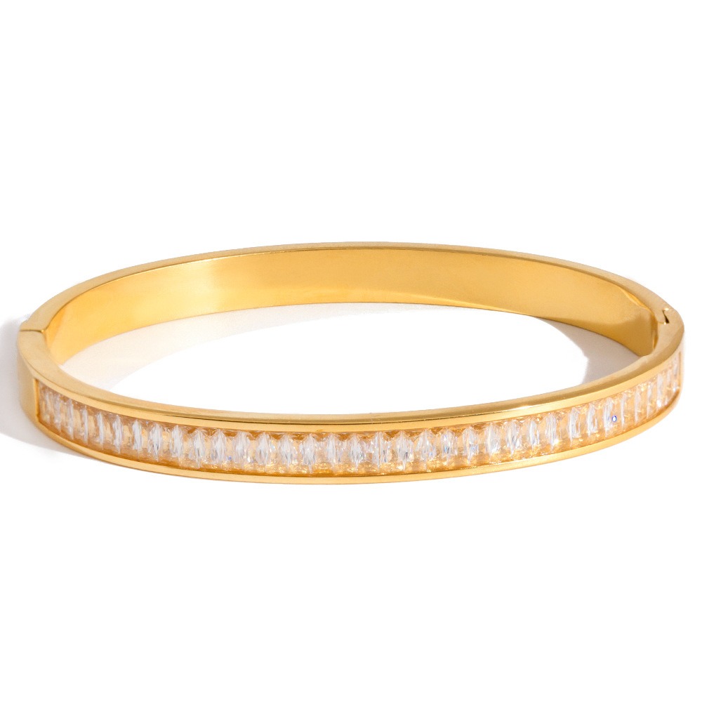 18K gold-plated titanium steel bracelet with rhinestones