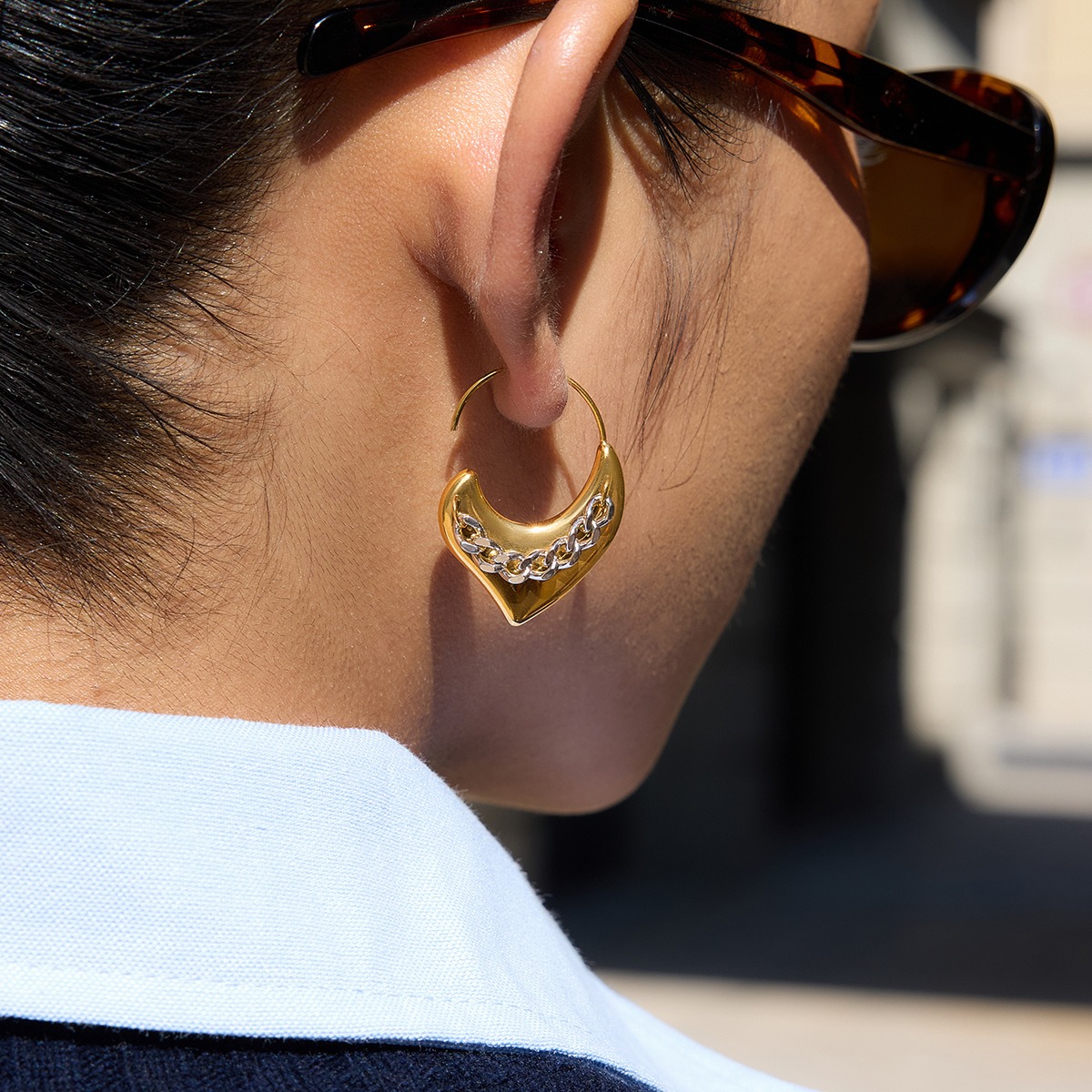 18K gold lightweight luxury heart-shaped earrings - Image 5