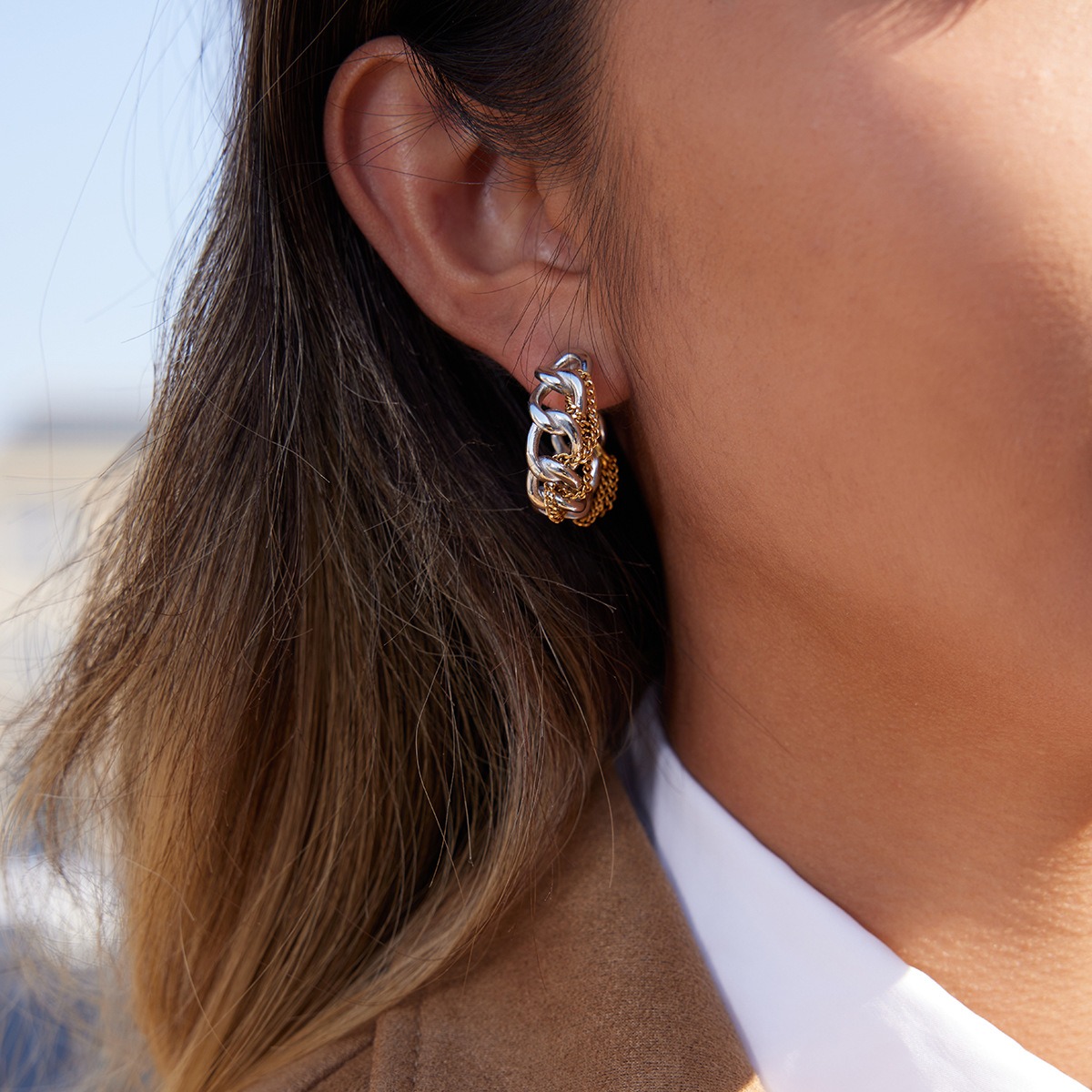 18K gold autumn/winter high-end tassel stud earrings - Image 5