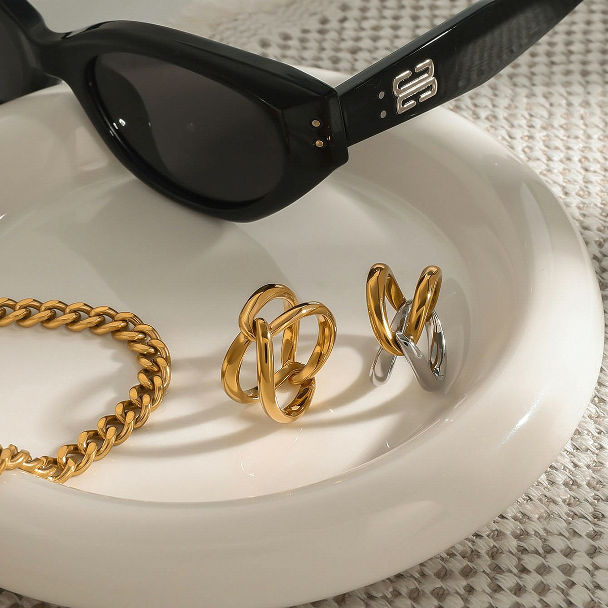 18K gold double-ring cross design simple and elegant ring