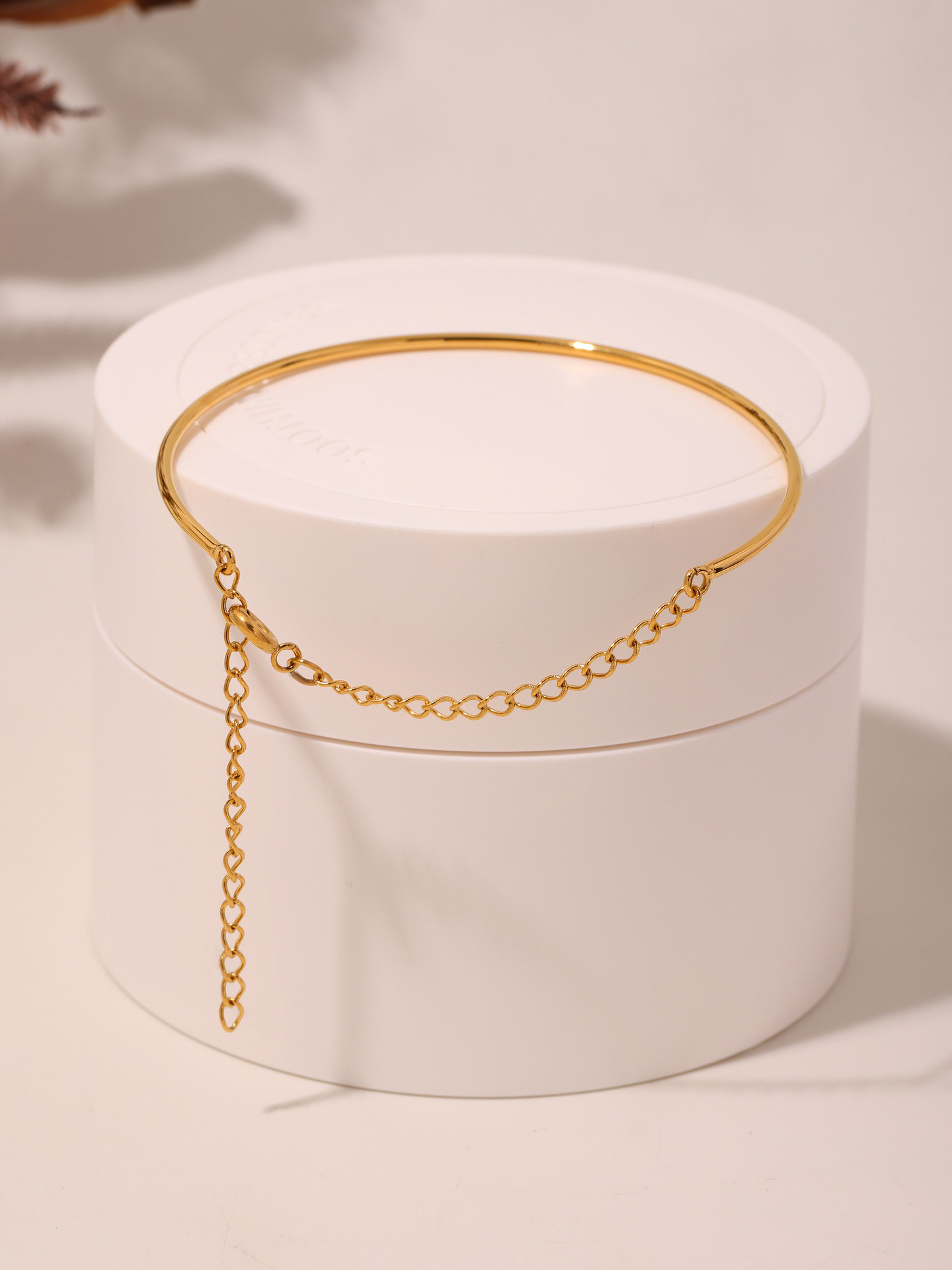 18K gold C-shaped ring with chain design classic fashion bracelet