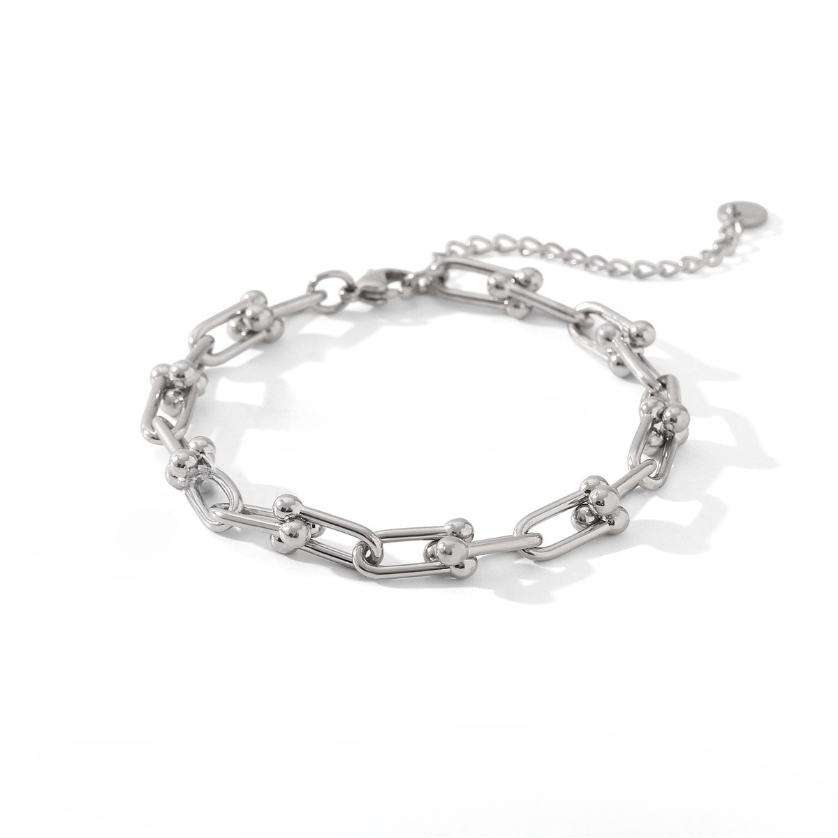 18k gold horseshoe chain bracelet and earrings - Image 3