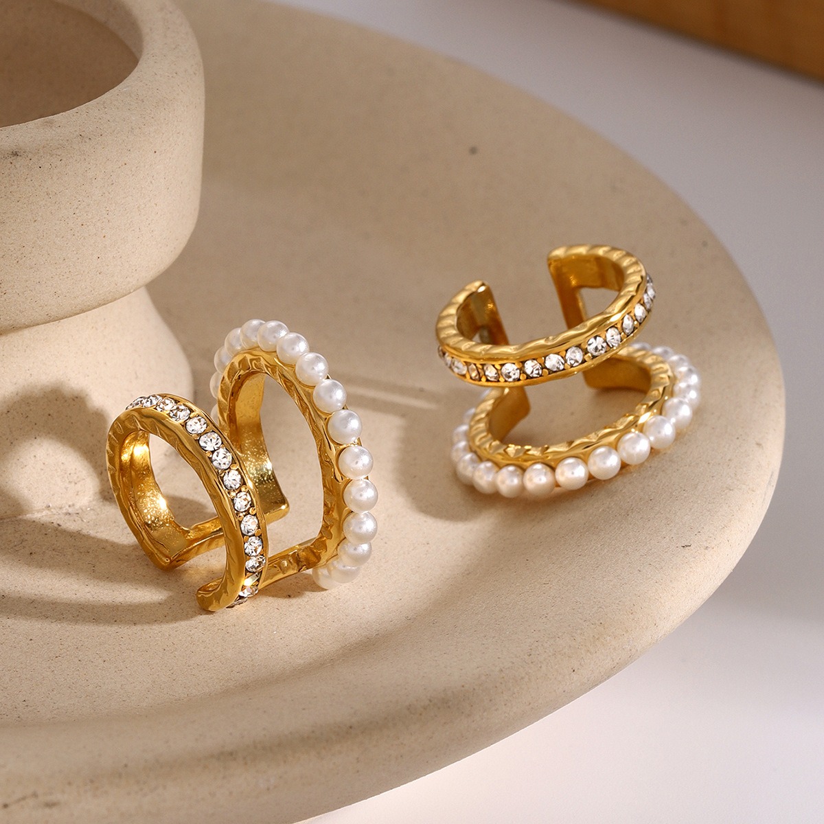 18K gold exquisite and noble double-layer inlaid pearls and diamonds design light luxury style earrings