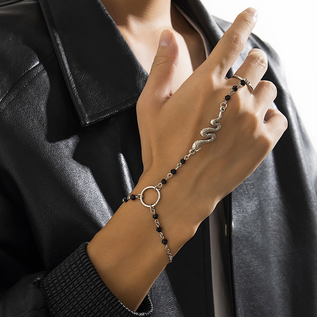 Punk Snake Sweet and Cool Finger Bracelet - Image 5