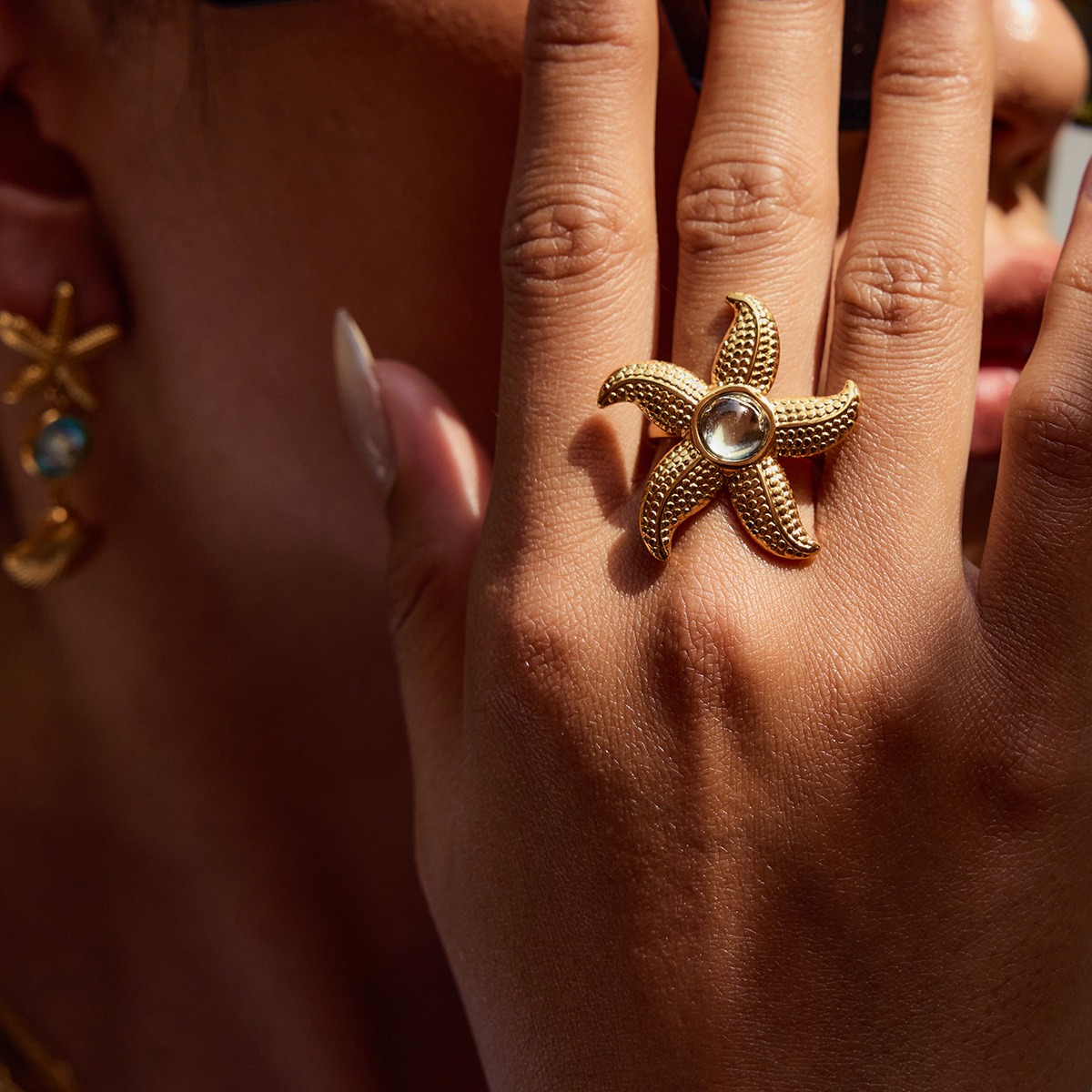 18K gold lightweight luxury earrings and rings - Image 9