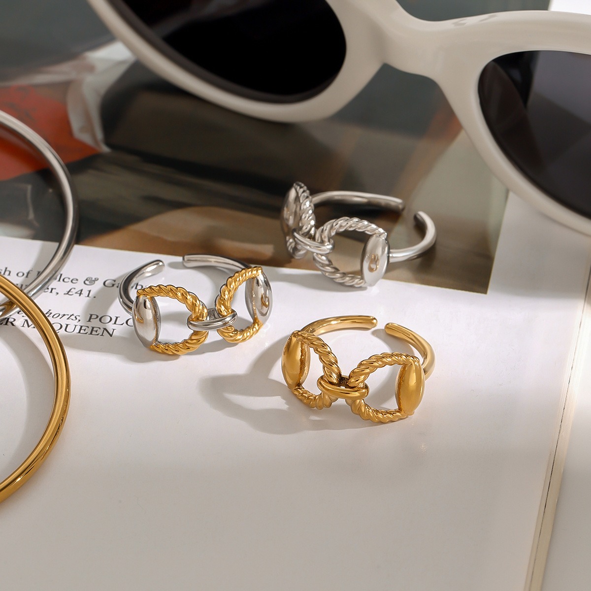 18K gold geometric shape with texture design simple and fashionable open ring