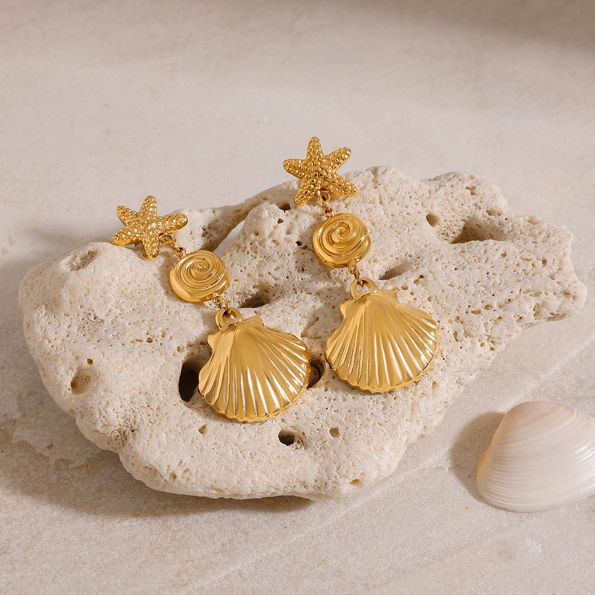 18K gold shells with tassel design exquisite and noble earrings - Image 3