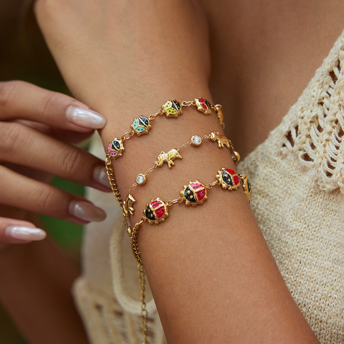 18K Gold Classic Ladybug Necklace and Bracelet - Image 8
