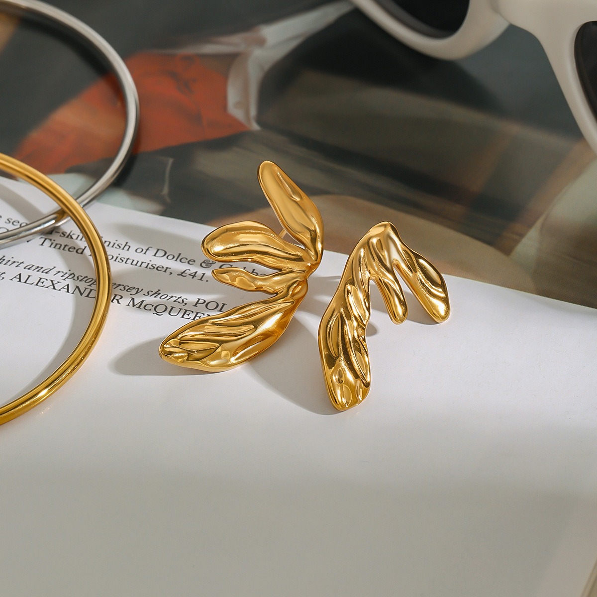 18K gold geometric wings design trendy personality earrings - Image 7