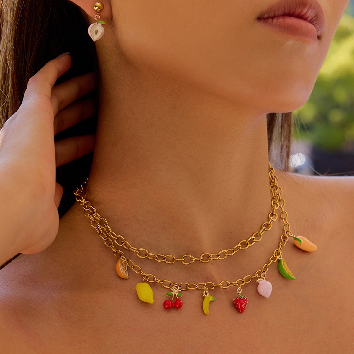 18K gold thick chain with fruit-shaped pendant design trendy and unique necklace, bracelet and earrings set - Image 4