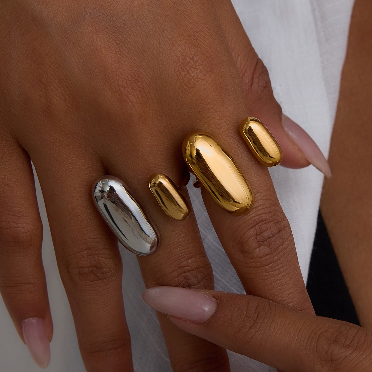 18K Gold Luxury Titanium Steel Ring - Image 10