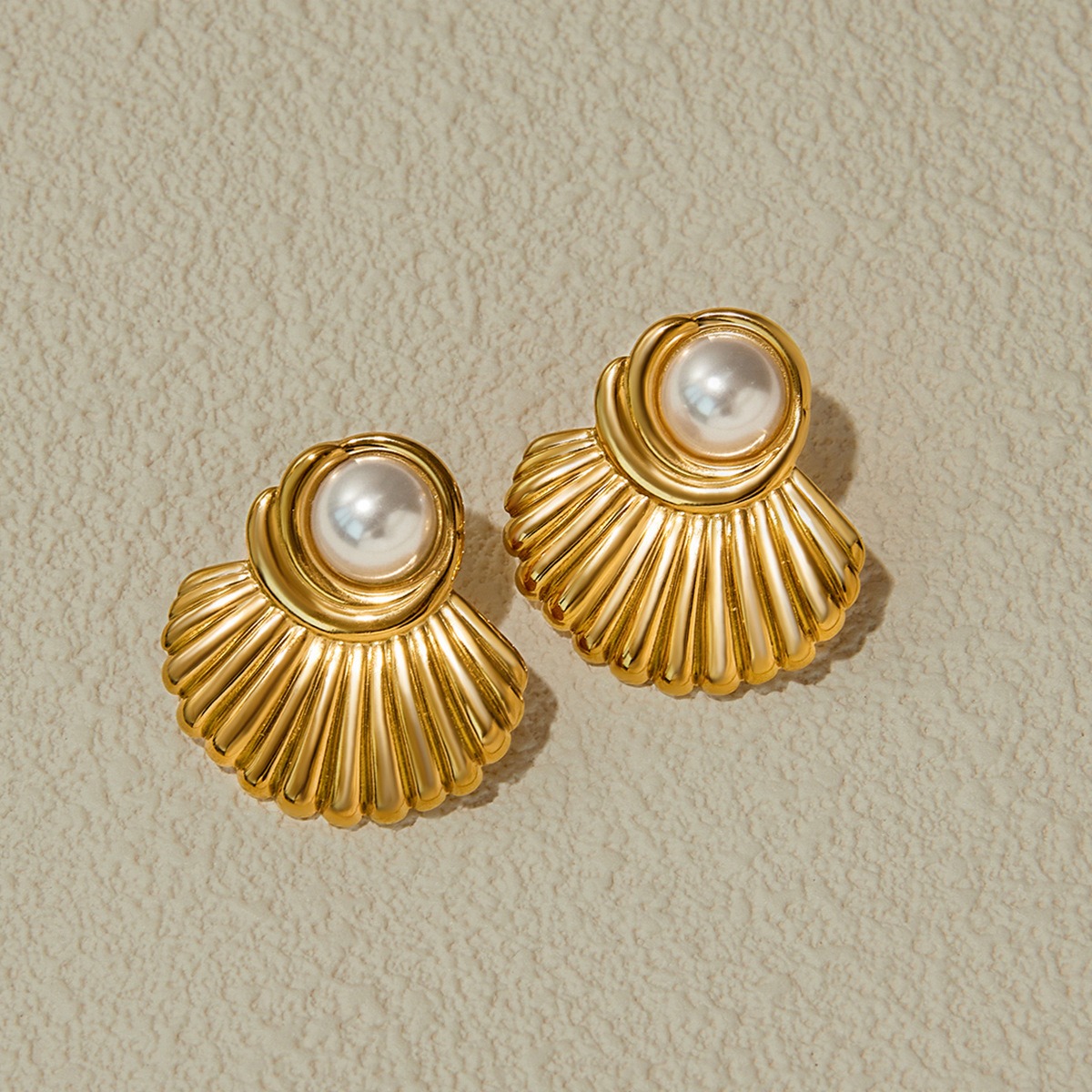 18K gold geometric inlaid pearls exquisite design noble earrings - Image 7