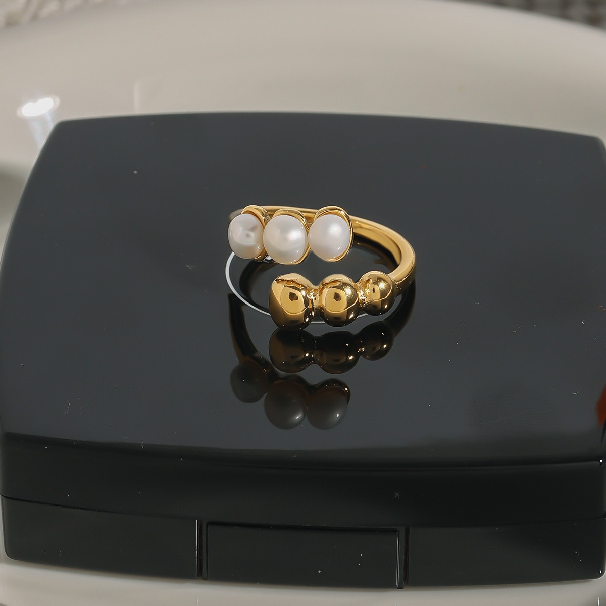 18K gold round bead-shaped pearl inlaid open ring with exquisite design - Image 6
