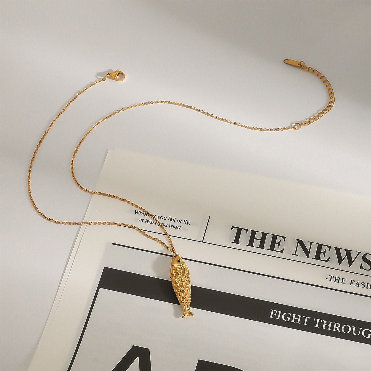 18K Goldfish Shape Design Exquisite Fashion Necklace Bracelet Set - Image 13