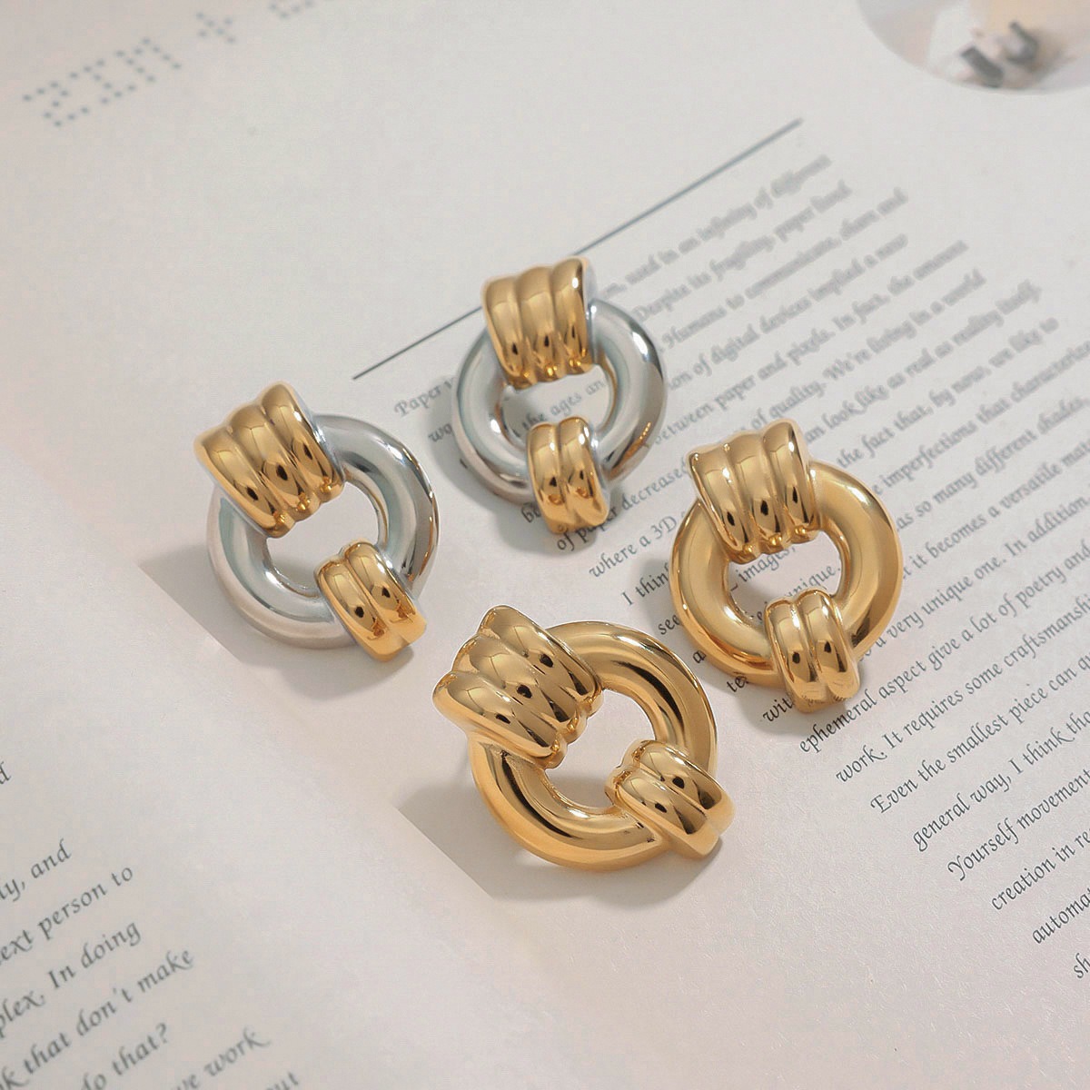 18K gold hollow round with striped design trendy personality earrings - Image 9