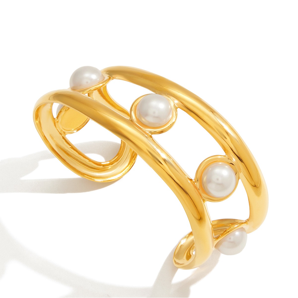 18K gold lightweight luxury bracelet/bangle