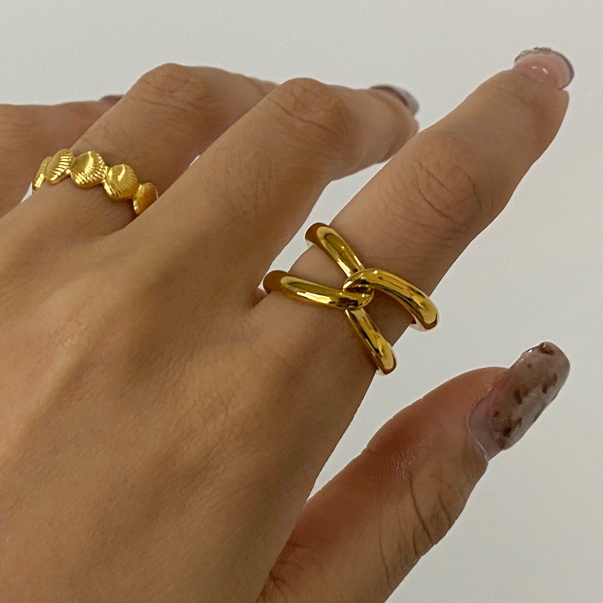 18K gold double-ring cross design simple and elegant ring - Image 6