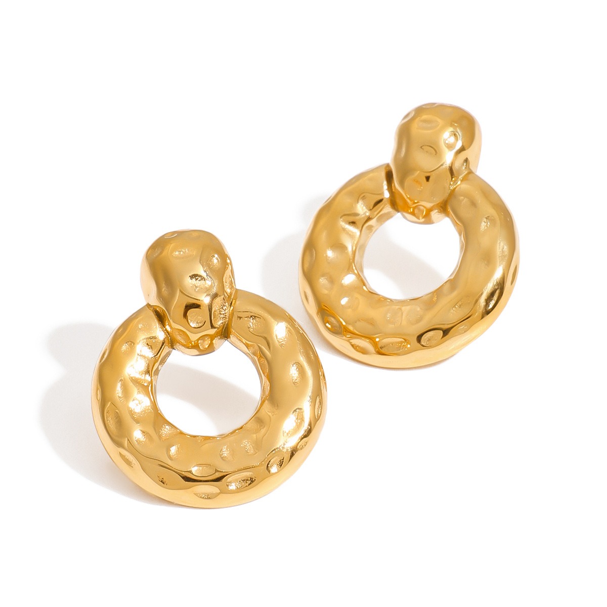 18K gold hollow round with texture design unique personality earrings18K gold hollow round with texture design unique personality earrings - Image 6
