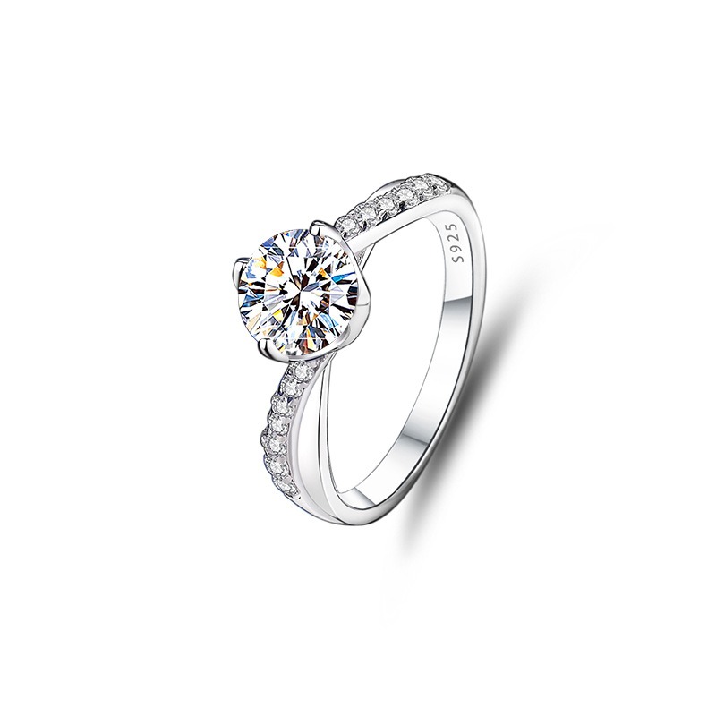 S925 sterling silver ring with moissanite stone